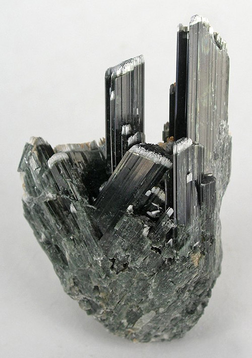 Sharp Lustrous Actinolite Crystals
