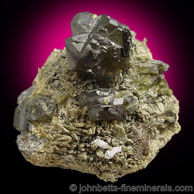 Johannsenite with Sphalerite