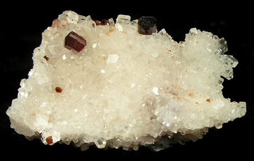 Magnesite with Uvite