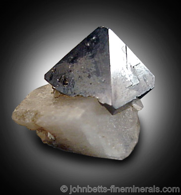 kind aflevere Forbindelse Magnetite: The mineral Magnetite information and pictures