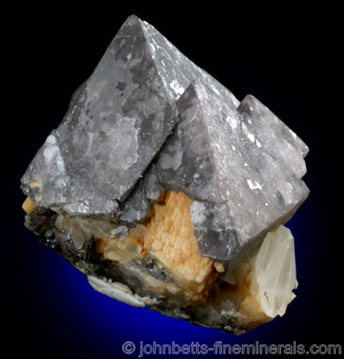 Scheelite: Mineral information, data and localities.