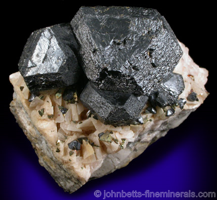 Sphalerite blende: The mineral sphalerite information and pictures