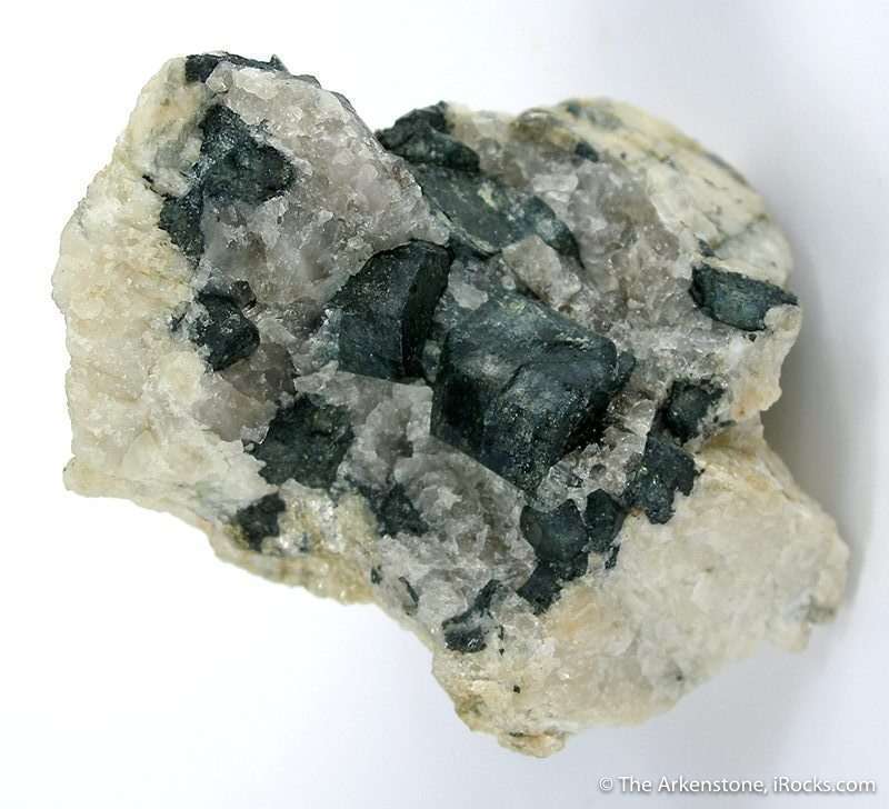 Triphylite Crystals on Quartz