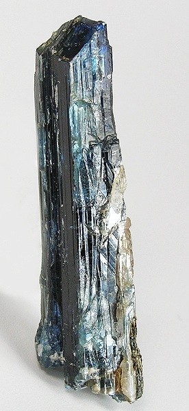 Teal Kenyan Kyanite Crystal from Sultan Hamud, Umba Valley Region, Makueni District, Eastern Province, Kenya