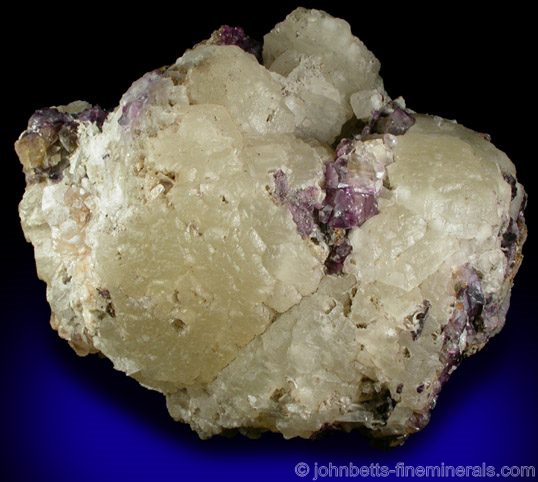 Witherite with Fluorite from Cave-in-Rock District, Hardin County, Illinois.