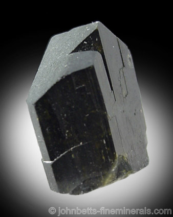 Chisel-shaped Epidote Crystal from San Quintin, Municipio de Ensenada, Baja California, Mexico