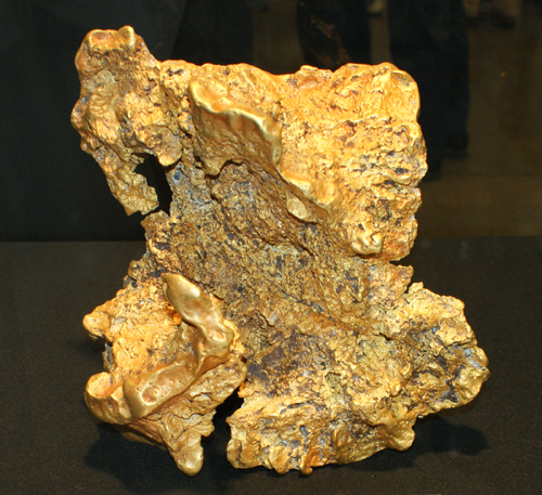 Huge Australian Gold Nugget from Eastern Goldfields, Western Australia
