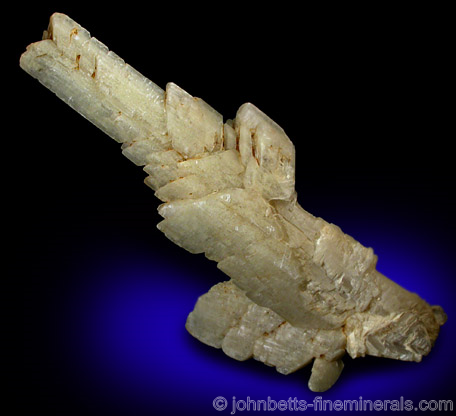 Fishtail-Twinned Gypsum from China