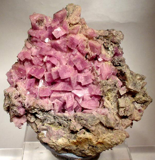 Rhombohedral-Shaped Inesite from Hale Creek, Trinity Co., California