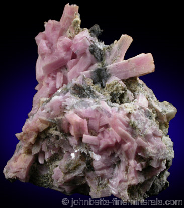 Prismatic Pink Inesite from Hale Creek Mine, Trinity County, California