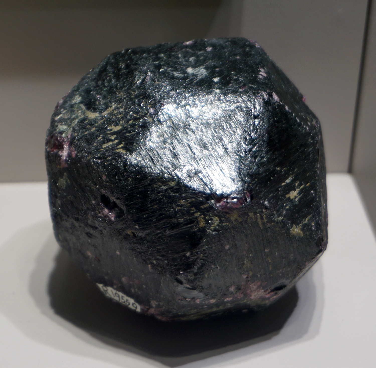 Trapezohedral Pyrope Crystal from Laos