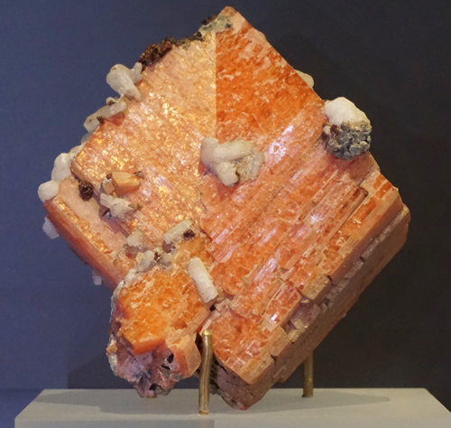 Twinned Serandite Crystals from Mont Saint-Hilaire, Quebec, Canada
