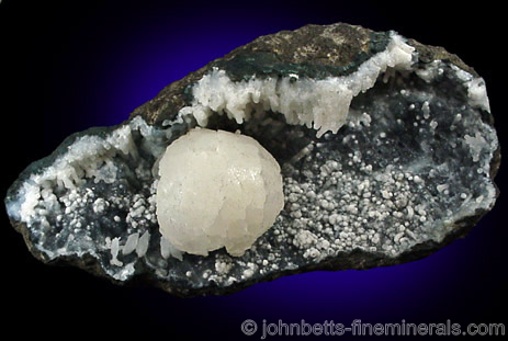 Stellerite Ball in Matrix from Pune (Poona) District, Maharashtra, India