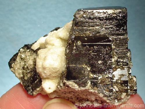 Blocky, Parallel-growth Wolframite from Panasqueira, Covilhã, Castelo Branco District, Portugal